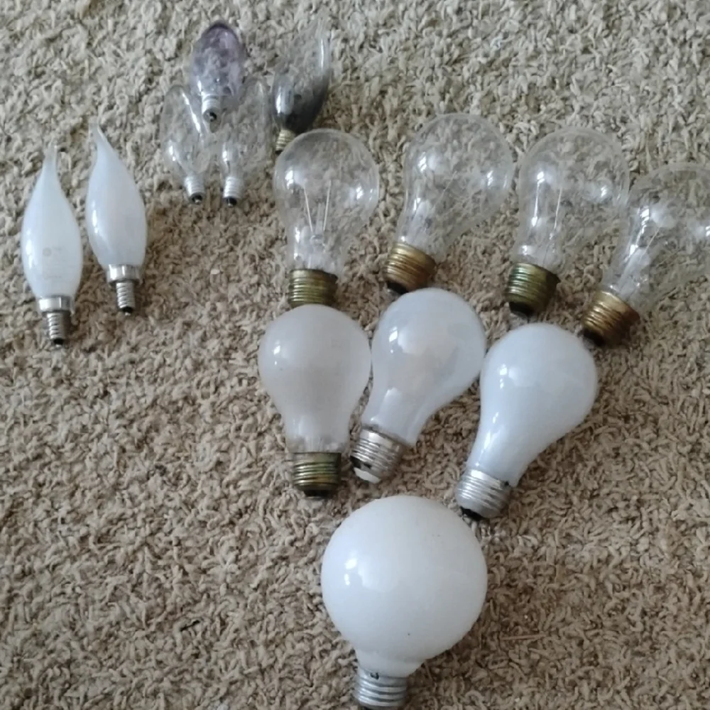 Assorted Light Bulb Set for Home Parties